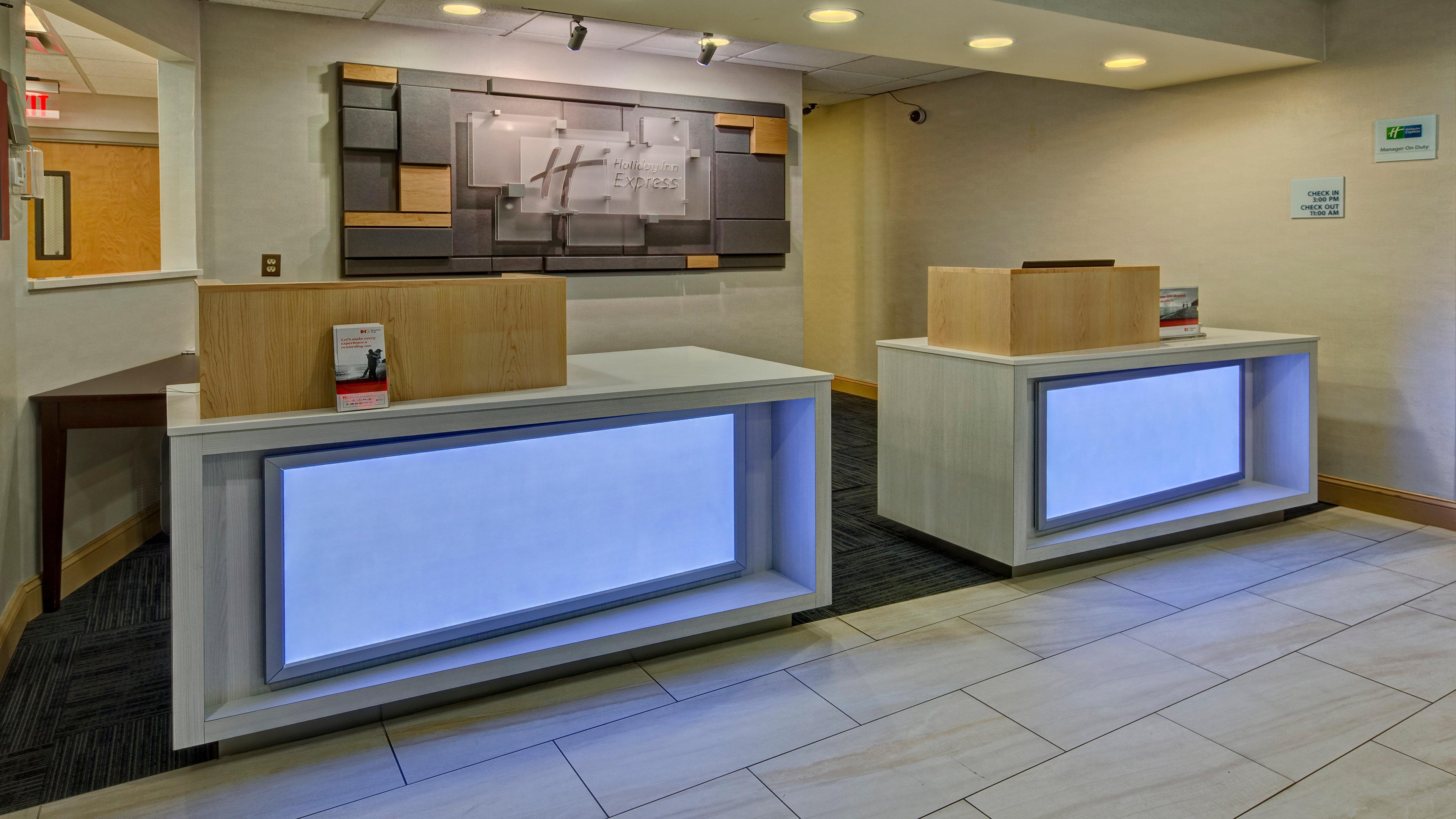 Holiday Inn Express Hotel & Suites London By Ihg Eksteriør bilde