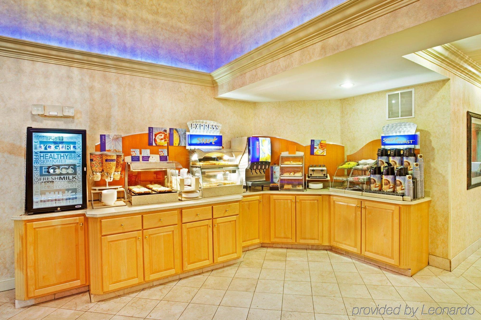 Holiday Inn Express Hotel & Suites London By Ihg Restaurant bilde