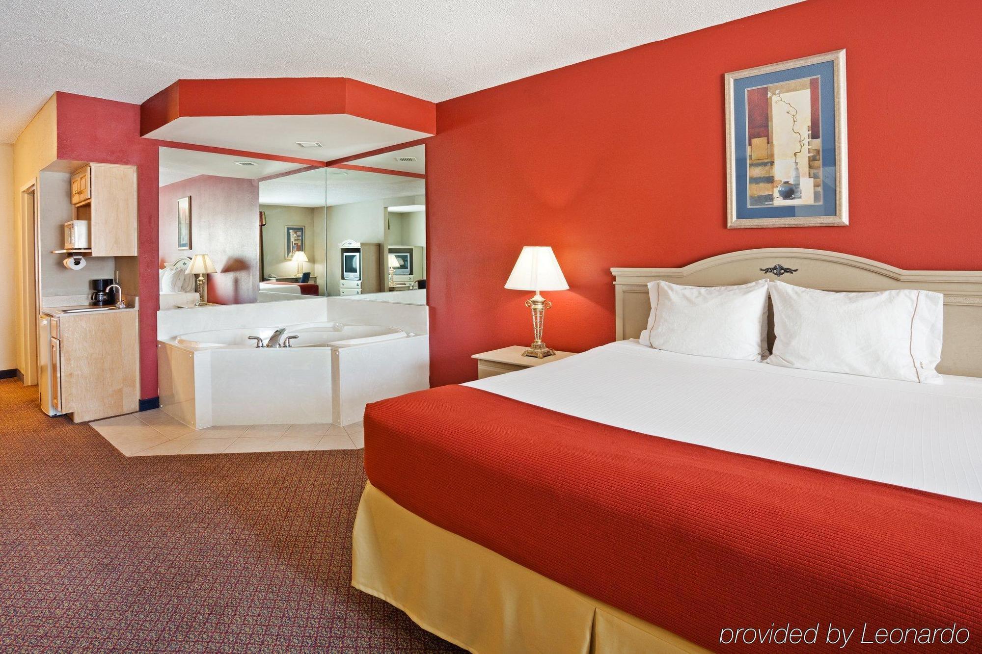 Holiday Inn Express Hotel & Suites London By Ihg Rom bilde