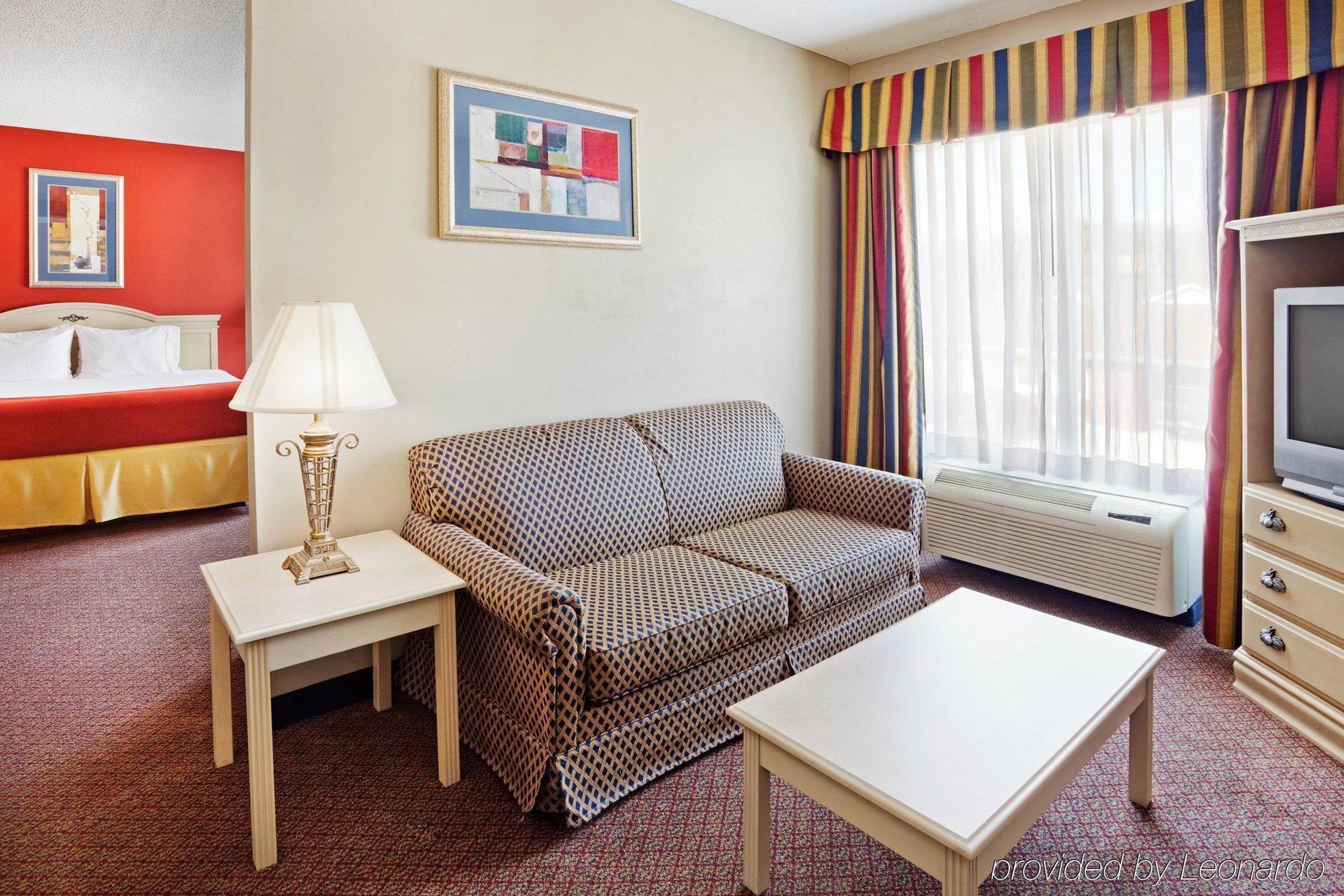 Holiday Inn Express Hotel & Suites London By Ihg Rom bilde