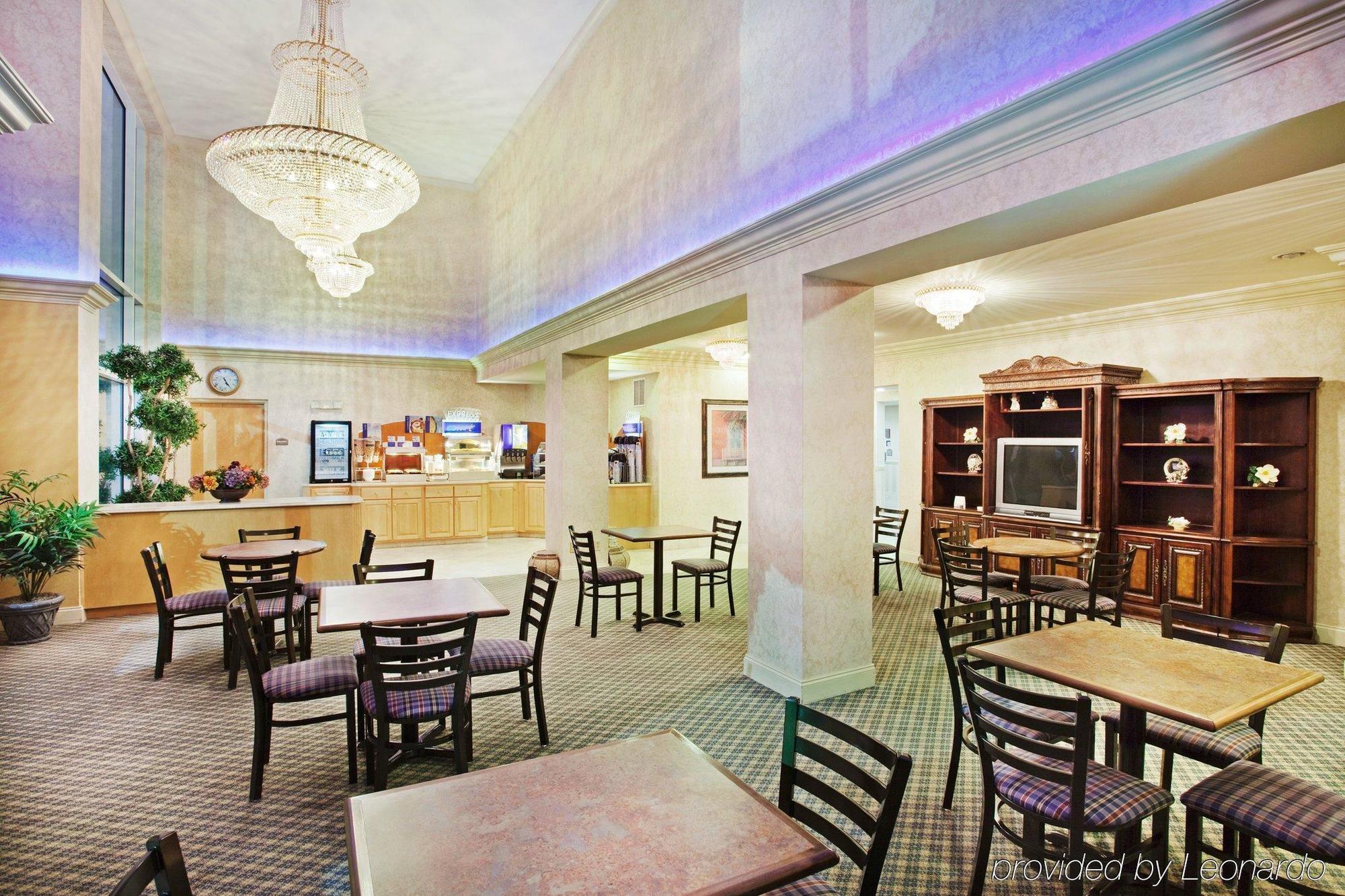 Holiday Inn Express Hotel & Suites London By Ihg Restaurant bilde