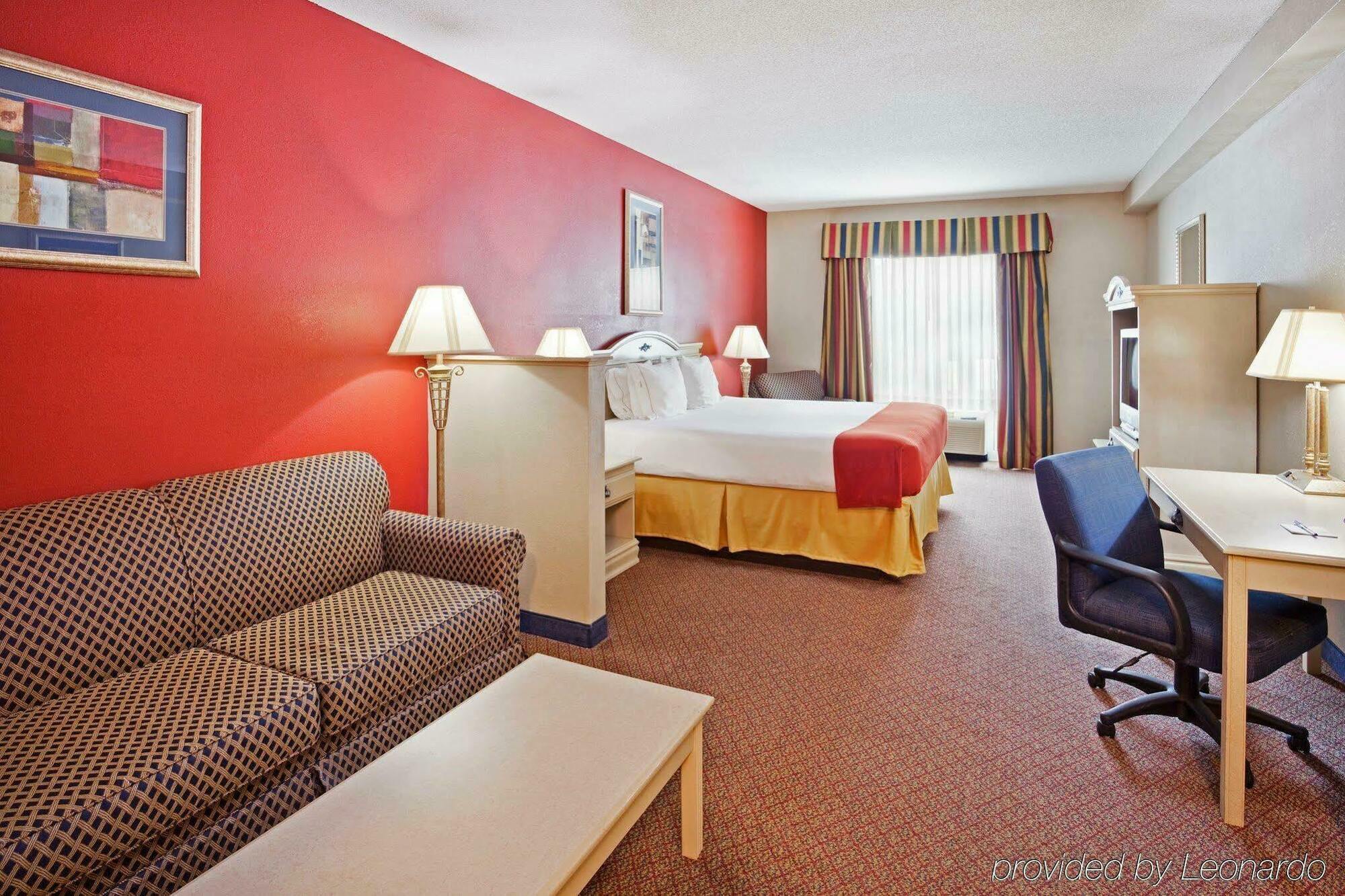 Holiday Inn Express Hotel & Suites London By Ihg Rom bilde